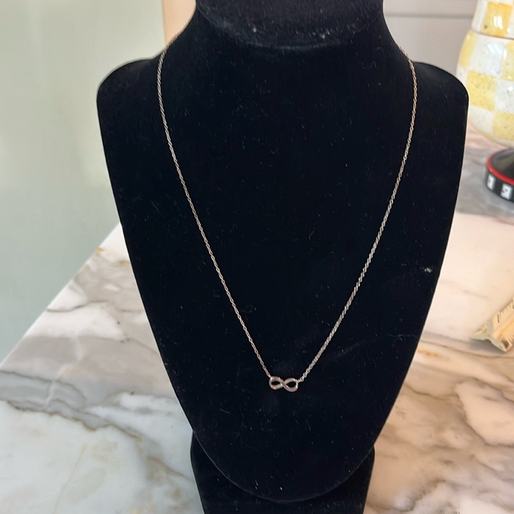 Silver infinity necklace